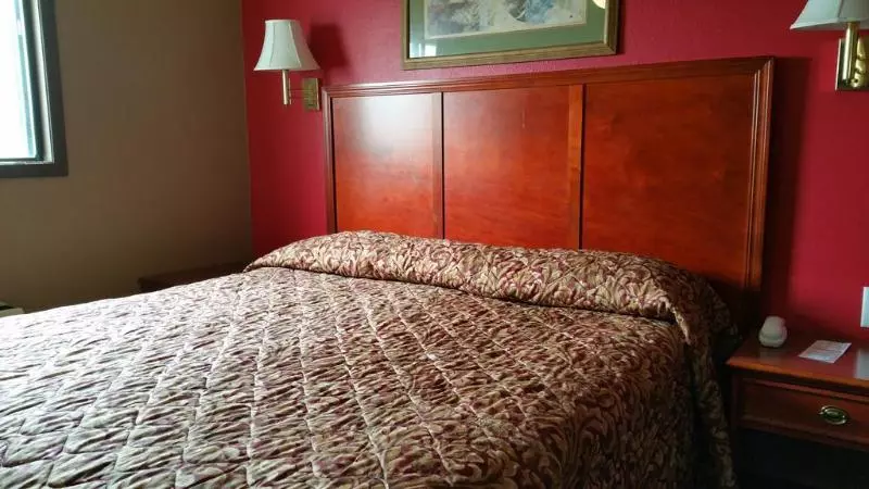 Отель Rodeway Inn Mitchell