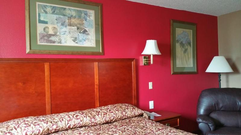 فندق Rodeway Inn Mitchell