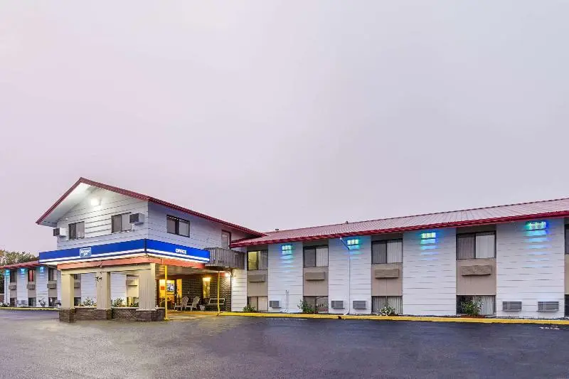 ホテル Rodeway Inn Mitchell