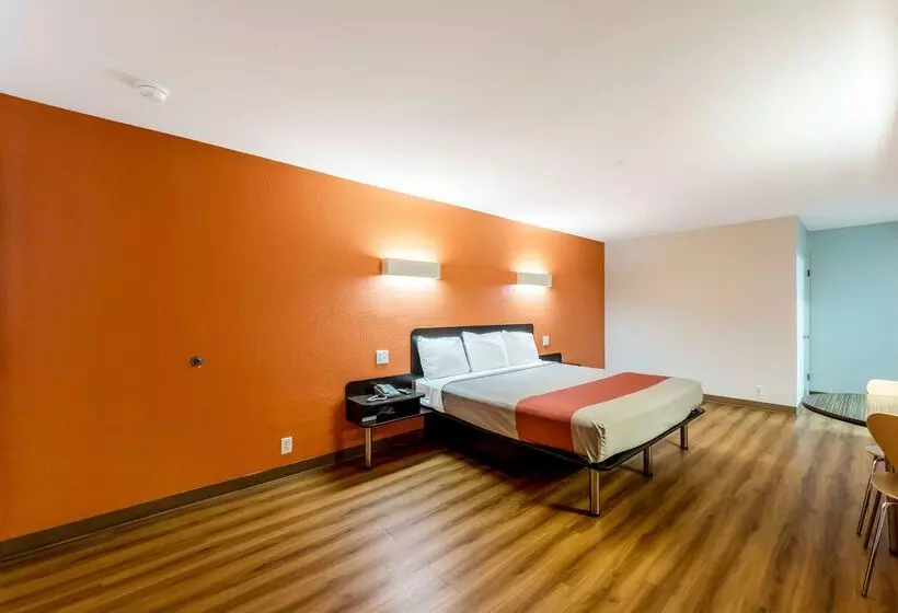 Motel 6san Antonio, Tx  South Ww White Rd