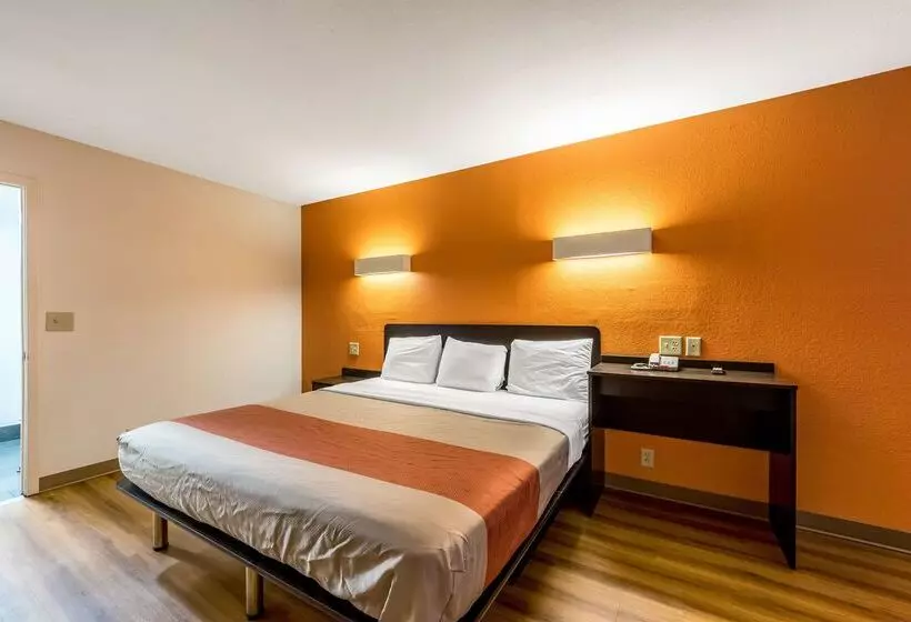 Motel 6san Antonio, Tx  South Ww White Rd