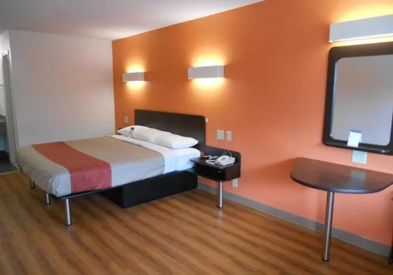 Motel 6san Antonio, Tx  South Ww White Rd