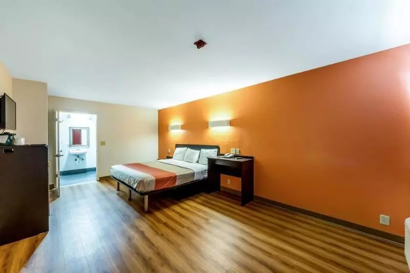 Motel 6san Antonio, Tx  South Ww White Rd