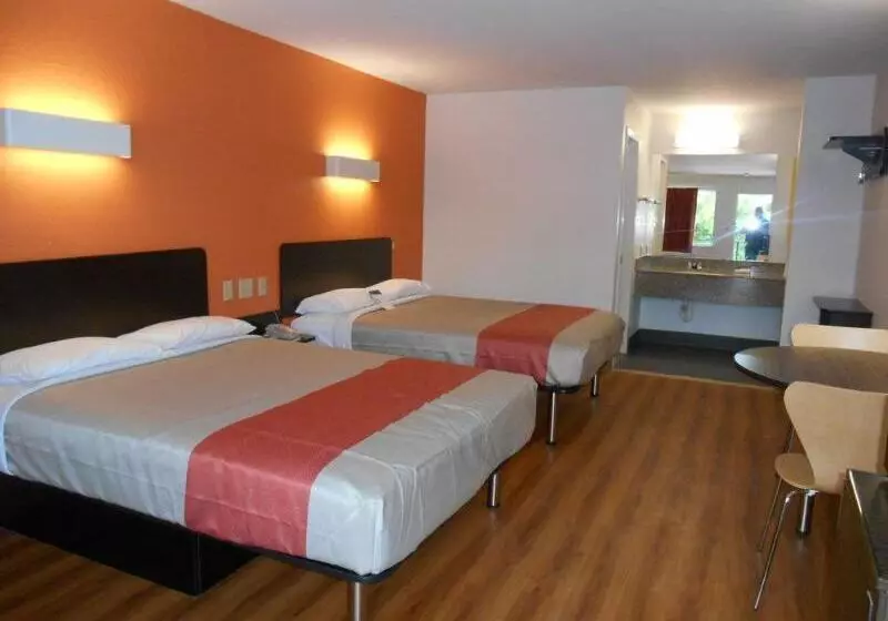 Motel 6san Antonio, Tx  South Ww White Rd