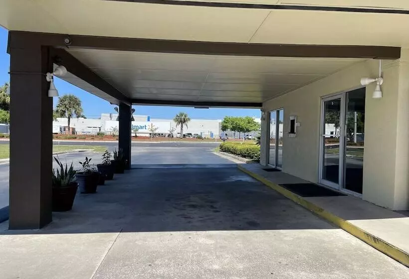 汽车旅馆  Driftwood Inn   Lake City