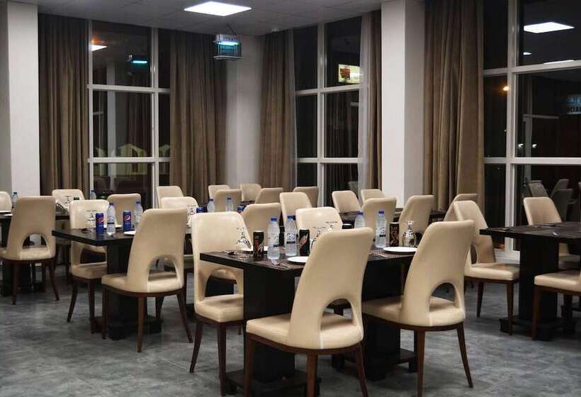 هتل Baiti Furnished Apartments