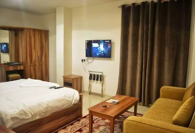 هتل Baiti Furnished Apartments