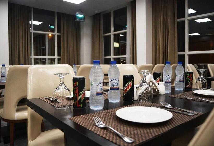 هتل Baiti Furnished Apartments