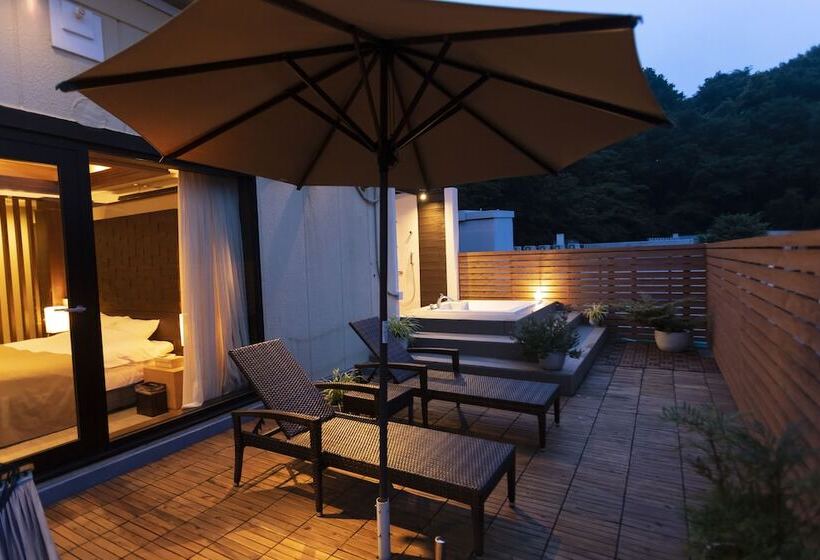 فندق Gendairakuen Isehara   Adults Only