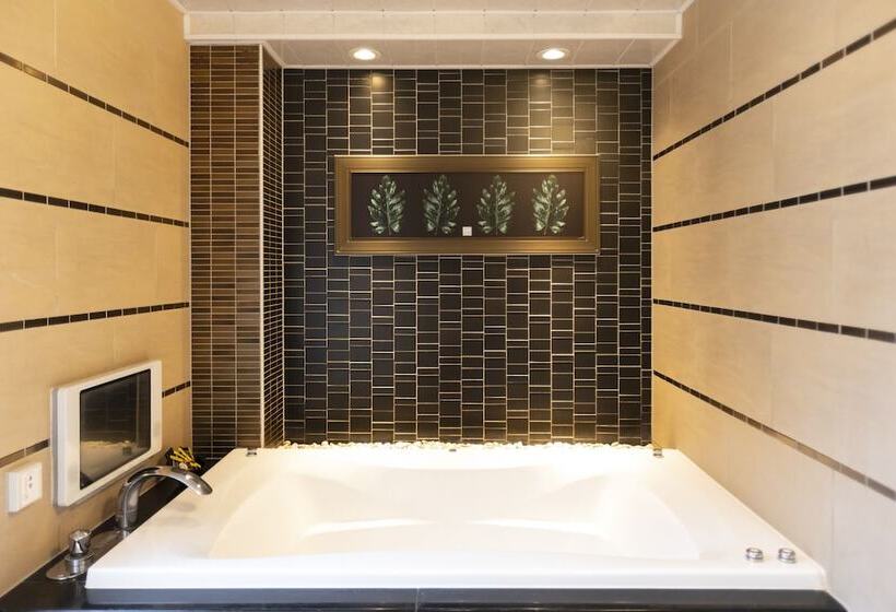 فندق Gendairakuen Isehara   Adults Only