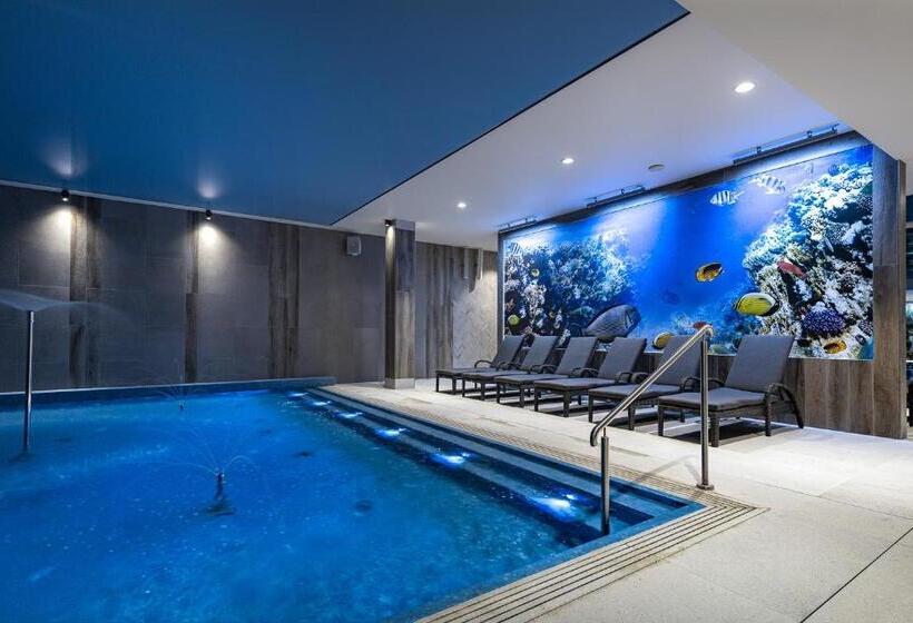 Platinum Mountain Hotel & Spa