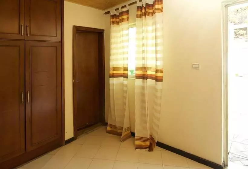 پانسیون Konjo Guesthouse