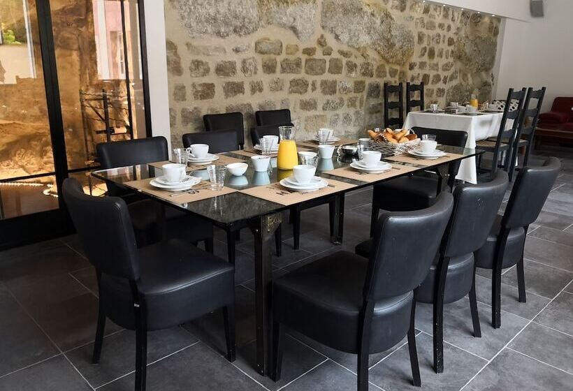 بنسيون Les 7 Sources