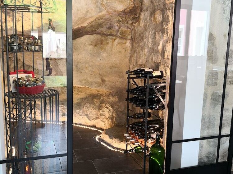 بنسيون Les 7 Sources