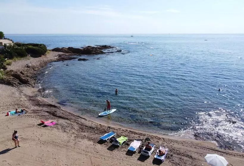 ペンション Villa Sunbeach