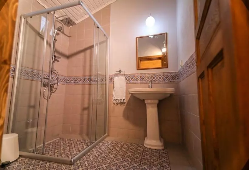 هتل Turkuazköy