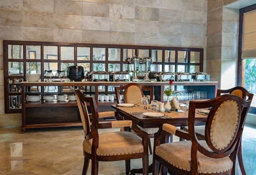 בית מלון כפרי Seventh Square