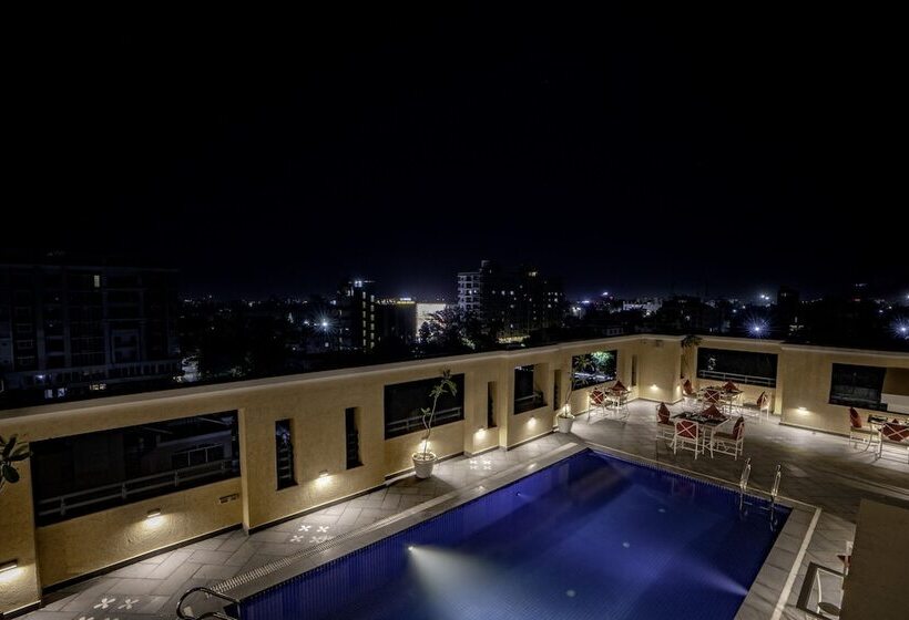 בית מלון כפרי Seventh Square