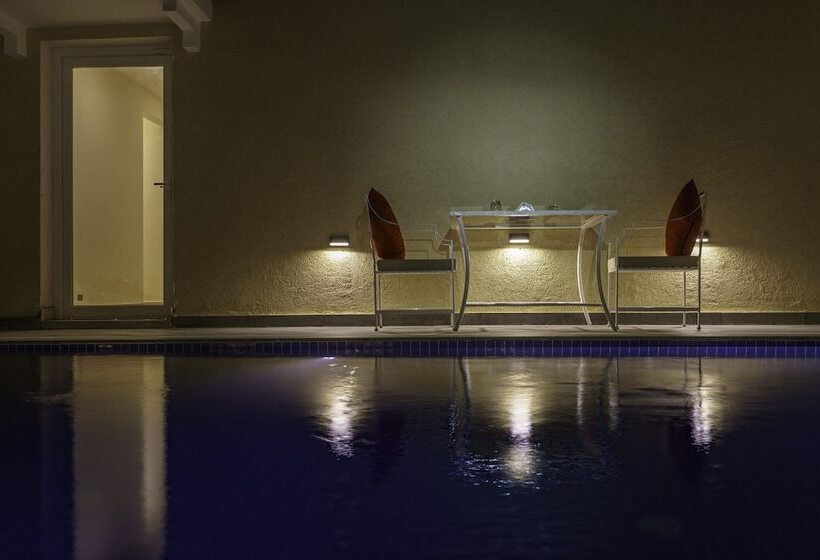 בית מלון כפרי Seventh Square