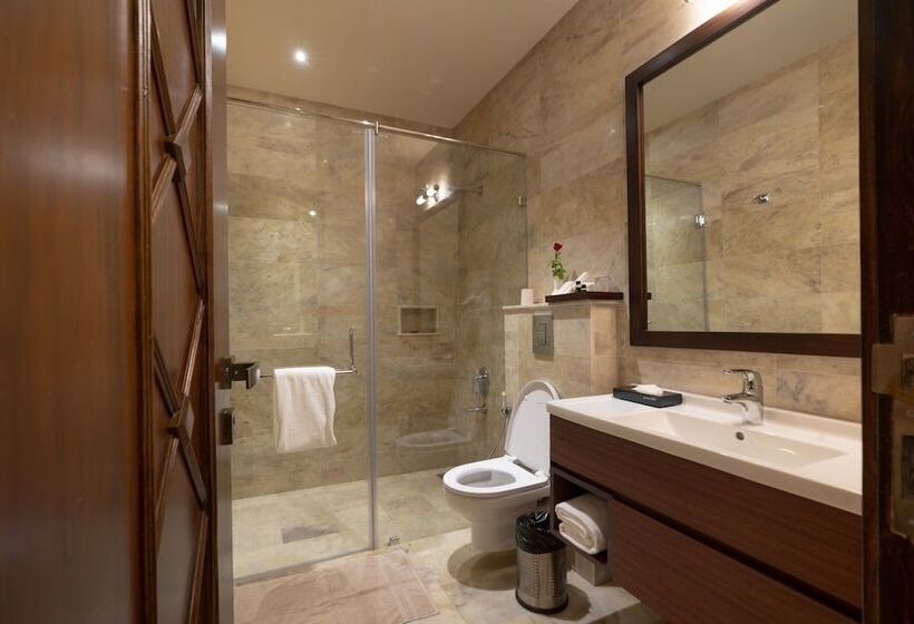 בית מלון כפרי Seventh Square