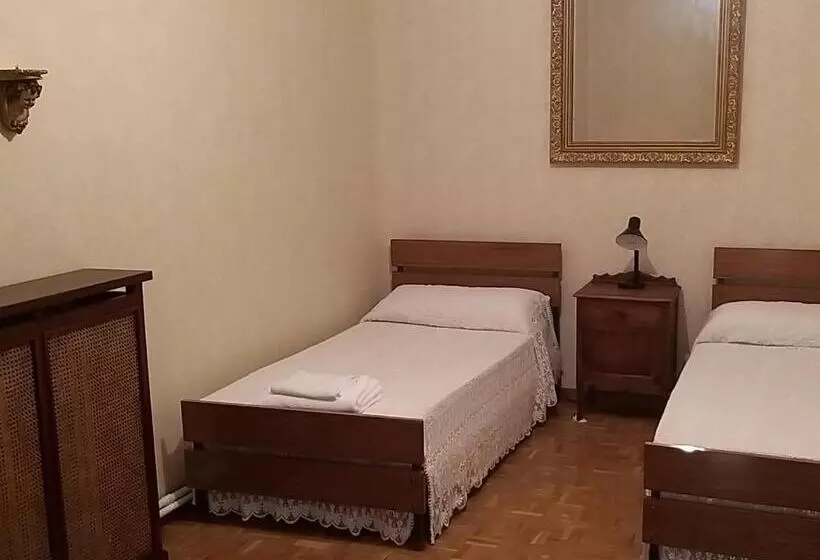 Majatalo Casa Turística Plaza Del Conde