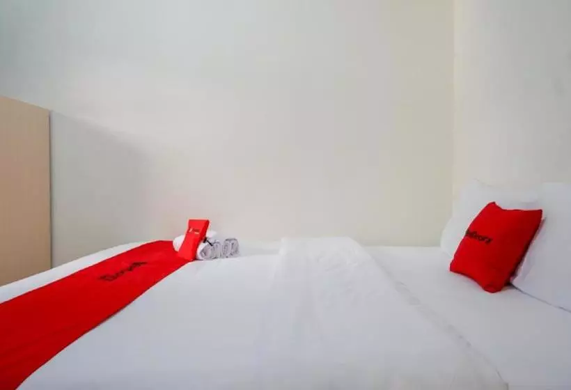 Majatalo Reddoorz Near Alun Alun Kudus 2