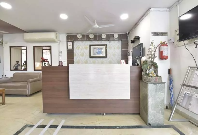 هتل Airport Plaza