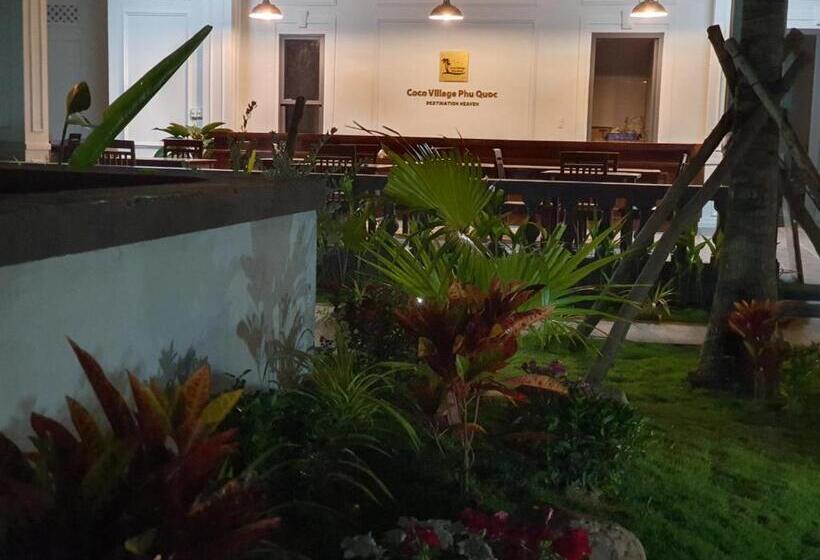 هتل Coco Village Phu Quoc Resort