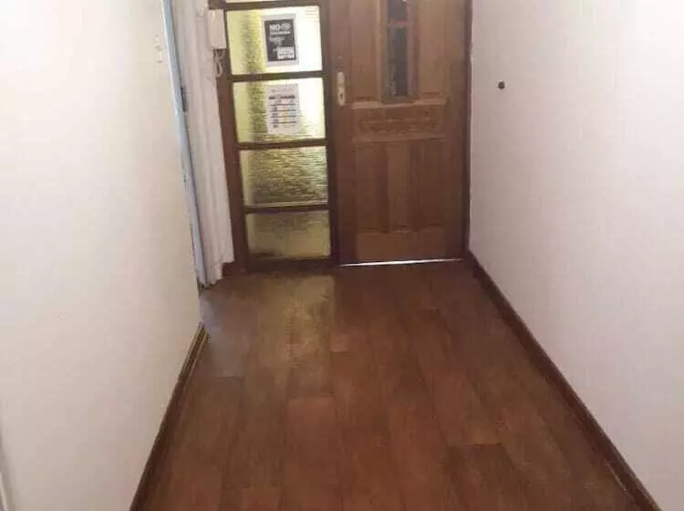 Aamiaismajoitus (B&B) C   Land Guest House