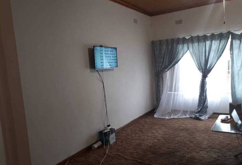 Bed & Breakfast C Land Guest House