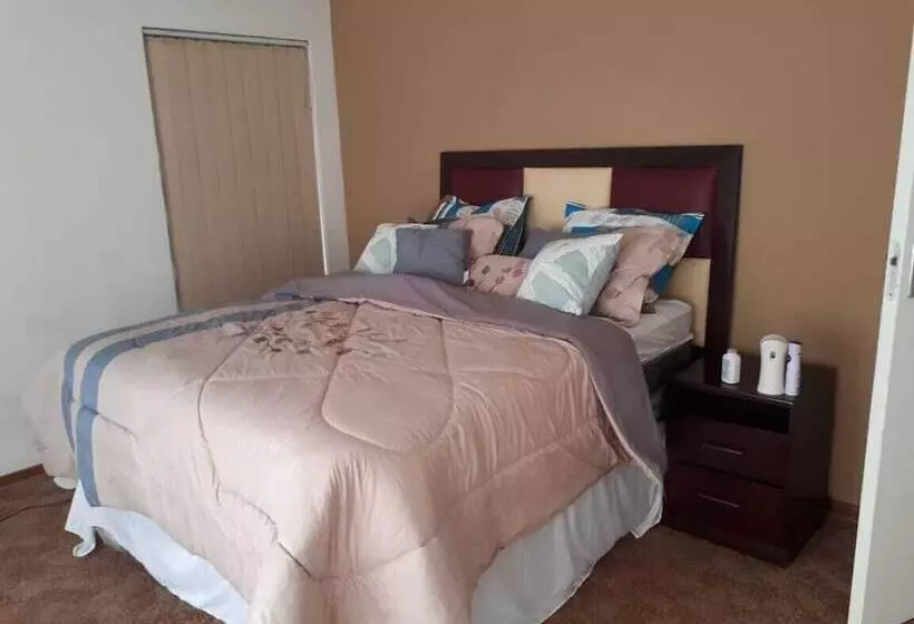 Aamiaismajoitus (B&B) C   Land Guest House