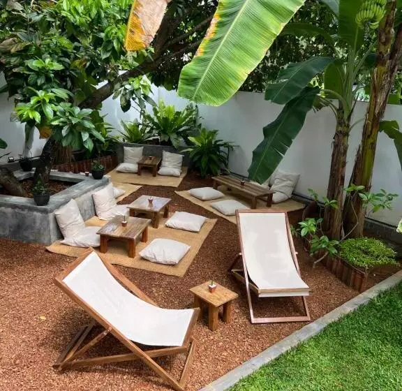 Hotelli Jungle Villa