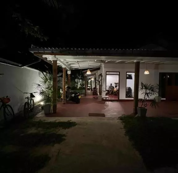 Hotelli Jungle Villa