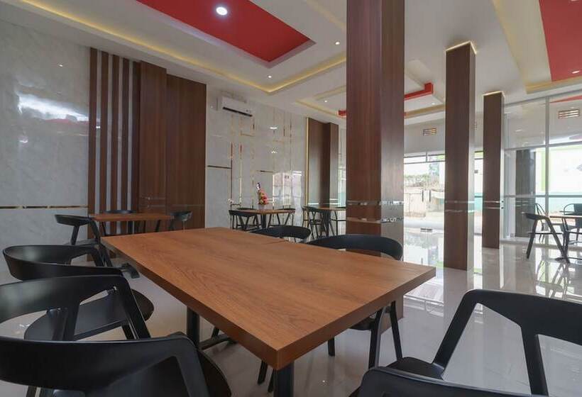 בית מלון כפרי Reddoorz Plus At Grand Tara Homestay Palembang