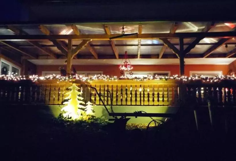 ペンション Ferienweinhaus Römer Knodt