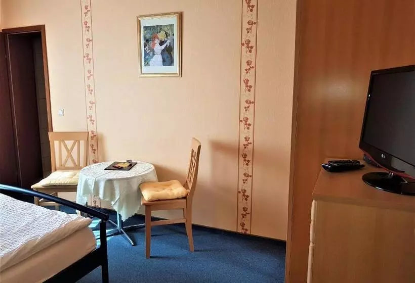 ペンション Ferienweinhaus Römer Knodt