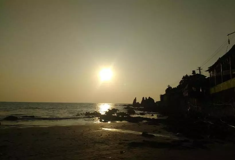 ペンション Sunny Cliff Beach Stay