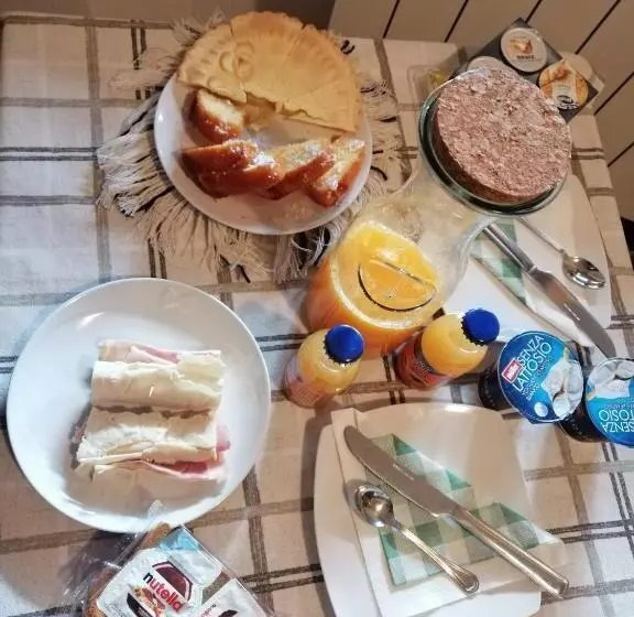 ベッドアンドブレックファースト Santu Bustianu