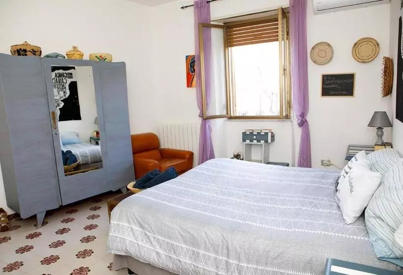 ベッドアンドブレックファースト Santu Bustianu