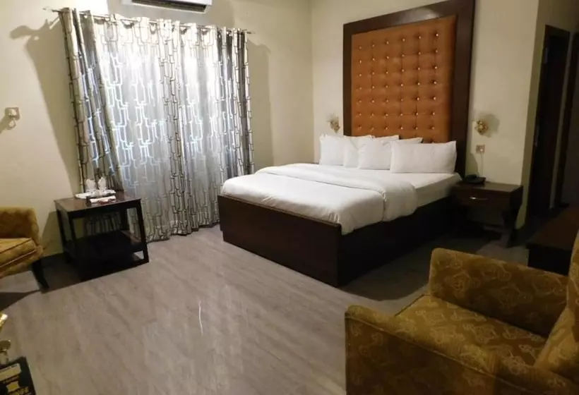 Hotel Sr Lounge Multan