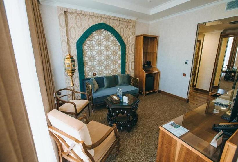 هتل Jannat Resort Osh