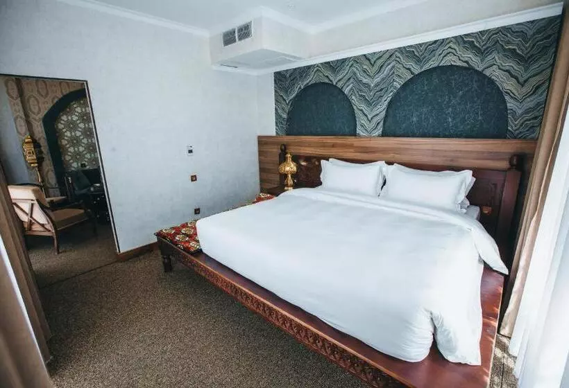 هتل Jannat Resort Osh