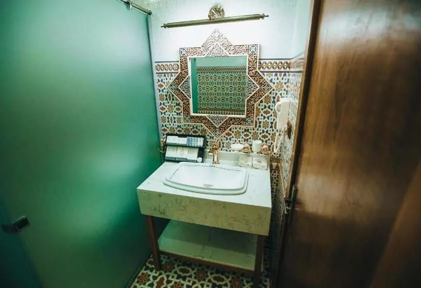 هتل Jannat Resort Osh