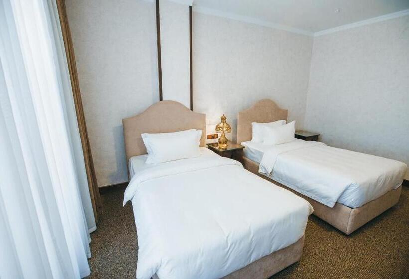 هتل Jannat Resort Osh