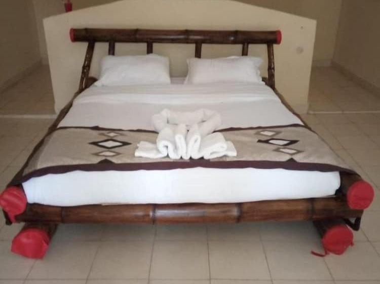 هتل Mara Topi Safari Lodge