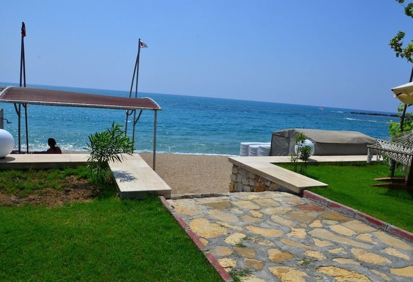 هتل The Marilis Hill Resort