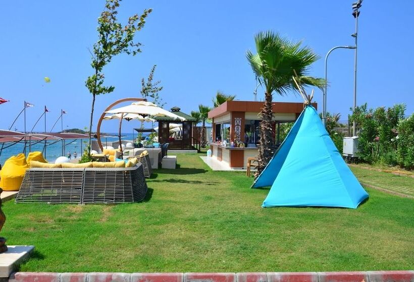 هتل The Marilis Hill Resort