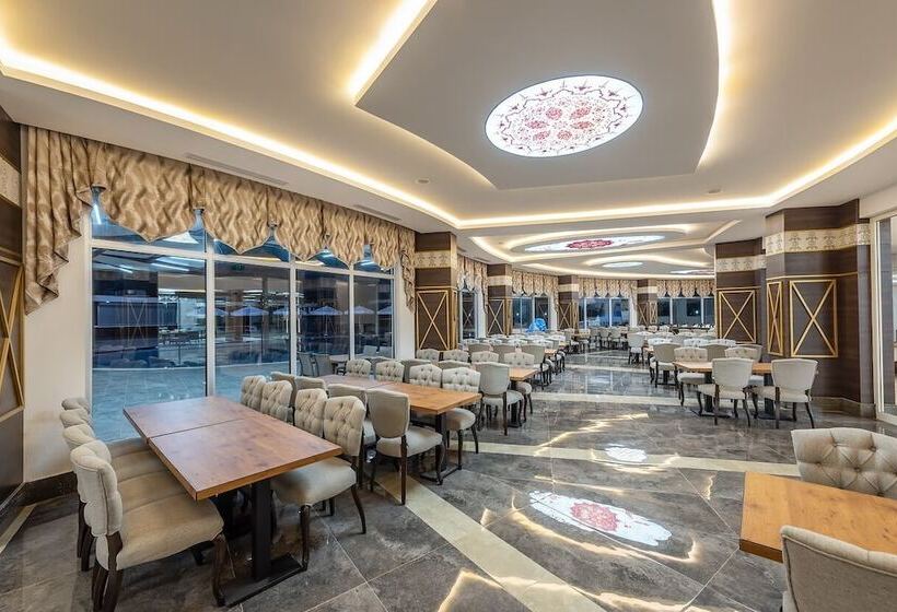 هتل The Marilis Hill Resort