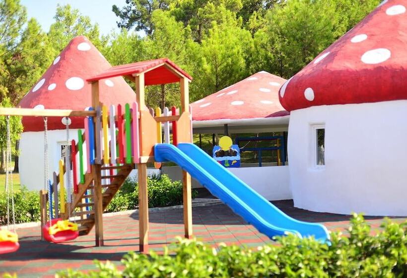 هتل The Marilis Hill Resort