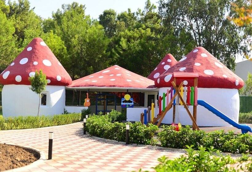 هتل The Marilis Hill Resort